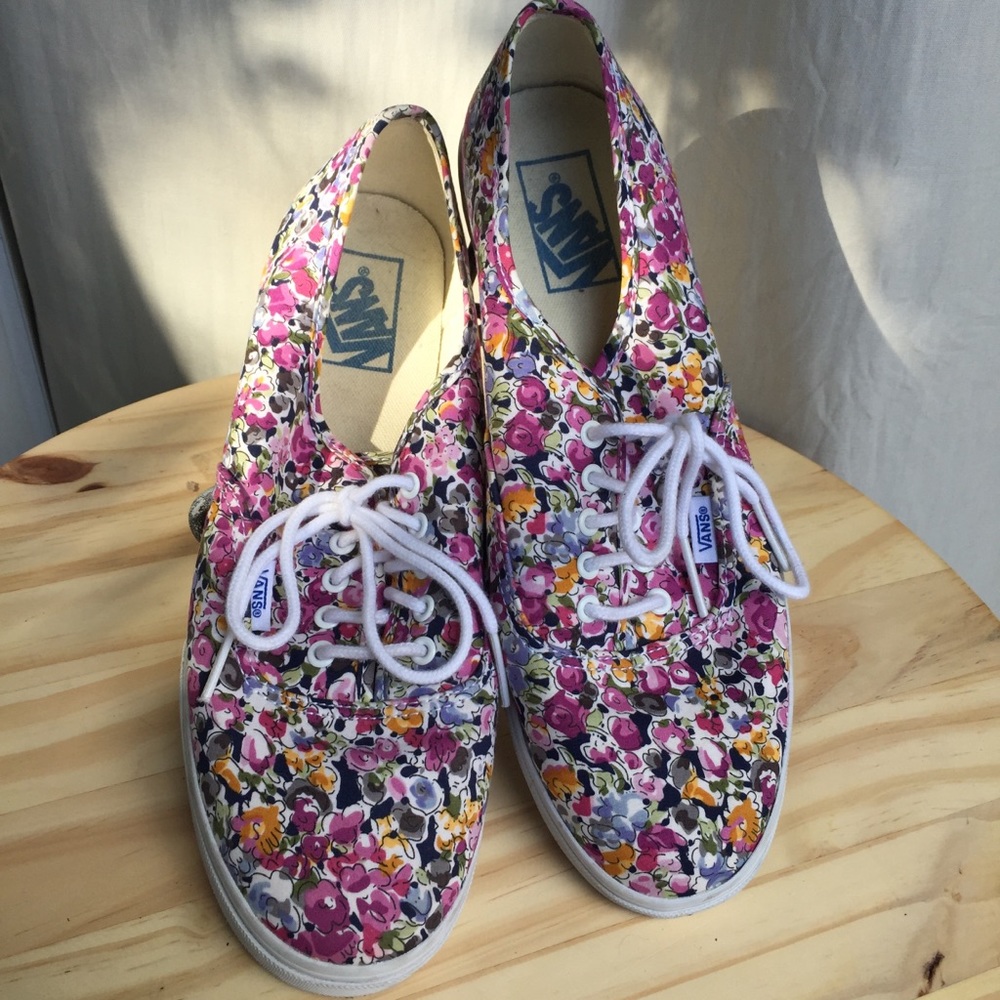Floral Vans